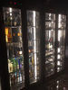 Refrigerador de la exhibición del vino del control numérico para el hotel 1000*550*2100m m del negocio