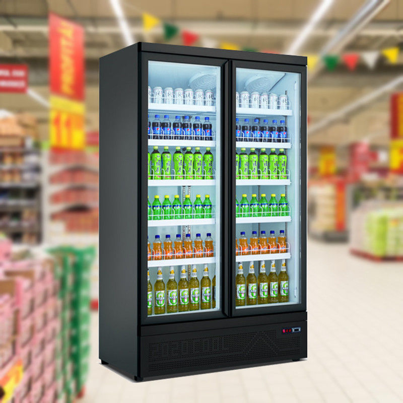 Un escaparate más fresco de la bebida de la puerta doble del supermercado de la bebida del refrigerador vertical de la botella